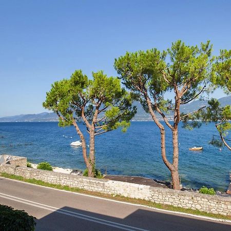 Apartment Azzurro Torri del Benaco Kültér fotó